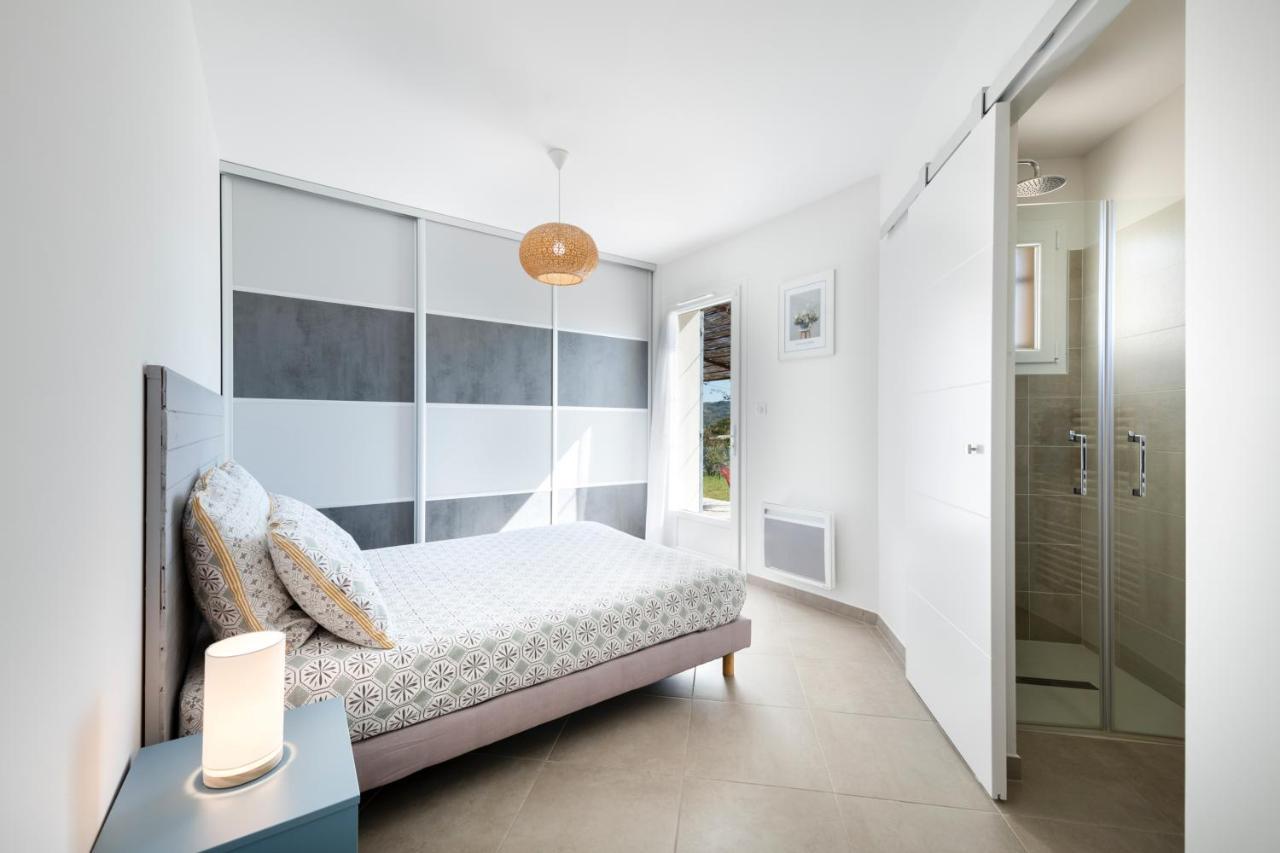 Villa Piscine Chauffée Saint-Saturnin-lès-Apt Extérieur photo